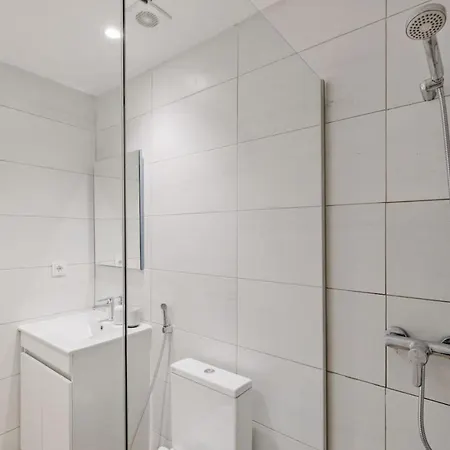 Lovely Fully Equipped Near Subway N3 Lisboa