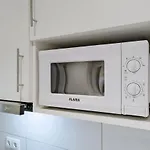 Lovely Fully Equipped Near Subway N3 Apartman