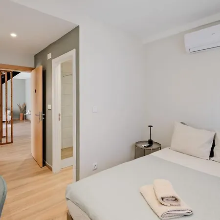 Apartman Lovely Fully Equipped Near Subway N3